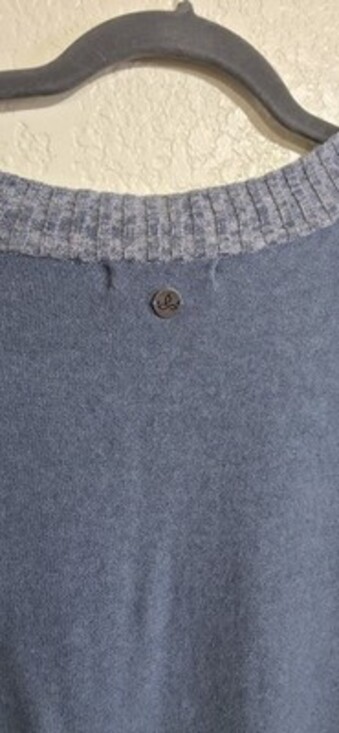 Prana Women's 100% Organic Cotton V Neck Blue Lounge Sweater Large Natural Fiber - Picture 5 of 5